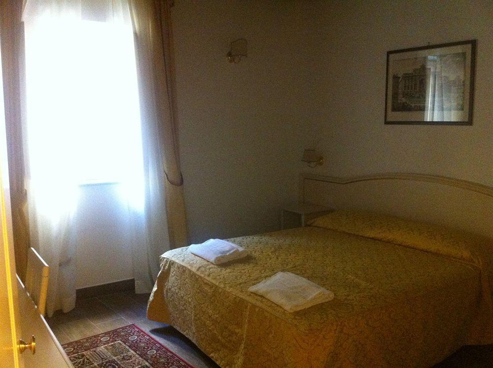 Best Suites Pantheon Ρώμη Εξωτερικό φωτογραφία