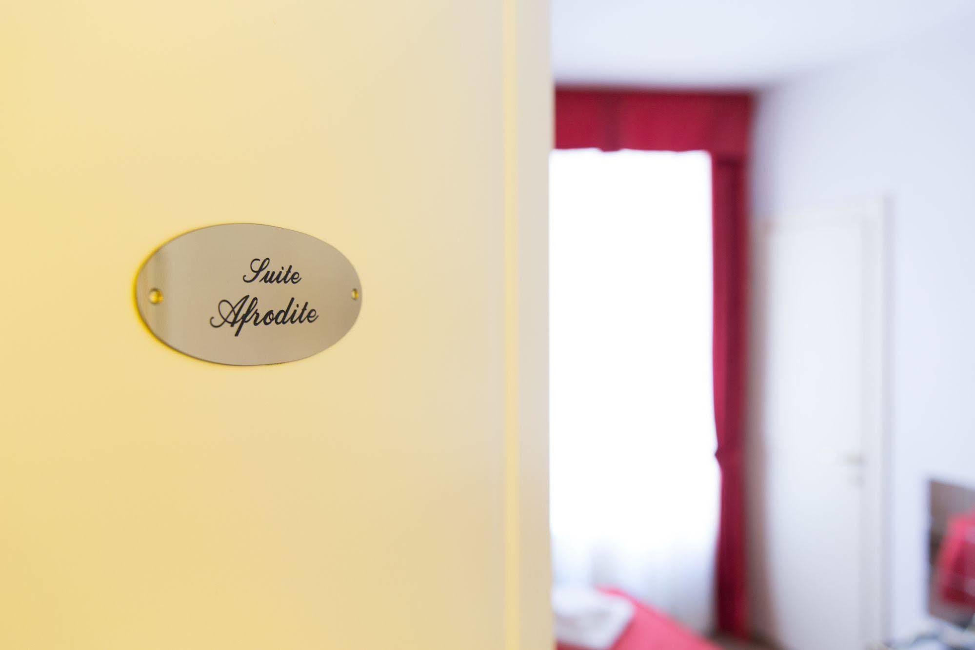 Best Suites Pantheon Ρώμη Εξωτερικό φωτογραφία